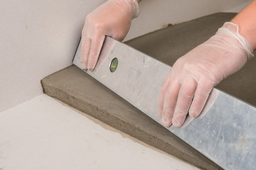 Как сделать пол ровным цементной смесью